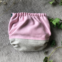 Load image into Gallery viewer, Woolberry Wool Cover (Large)