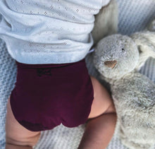 Load image into Gallery viewer, Little Butt Kind Modal Pre flat