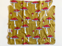 Load image into Gallery viewer, Pepsu Tencel Pre flat