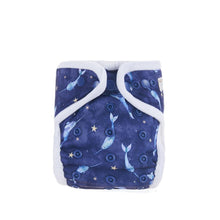 Load image into Gallery viewer, Bells Bumz Size 1 (Newborn+) Wrap