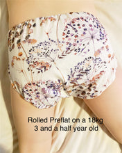 Load image into Gallery viewer, Evie Reusables Rolled Leg Preflat