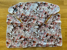 Load image into Gallery viewer, Nulu Stretchy Organic Cotton Contour Pre flat